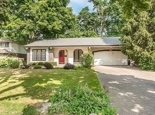 1697 Missenden Cres, Mississauga, ON L5J2T3