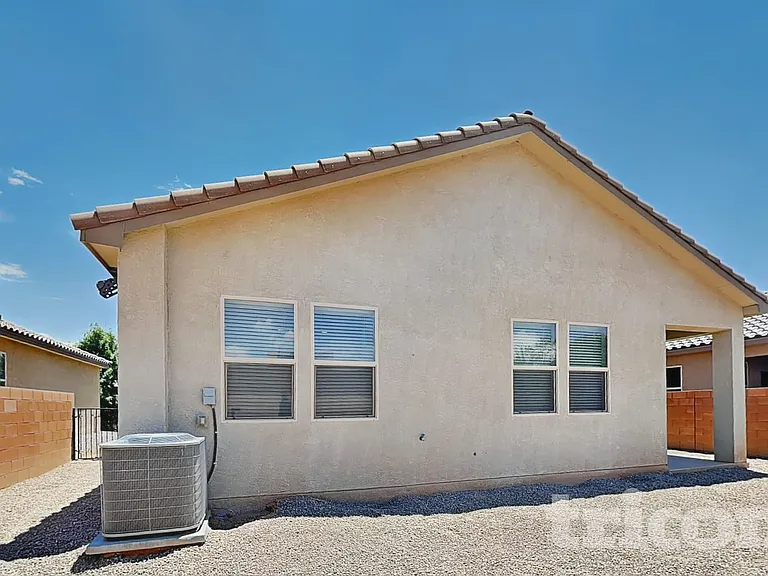 1806 Valle Vista Rd NW — Photo 23