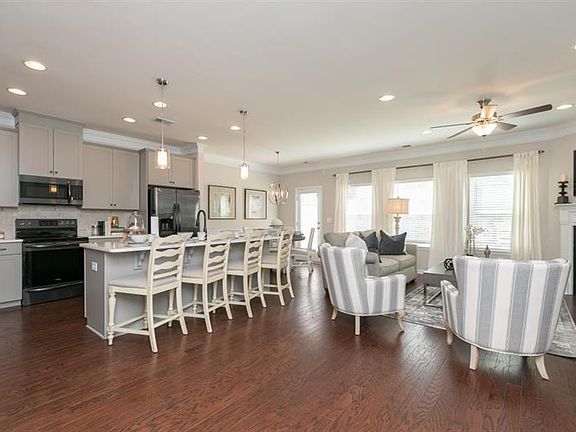 5th image of 6245 Thorncrest Dr #13