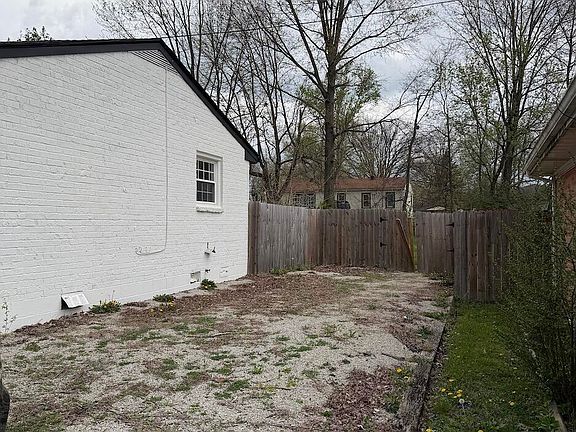 2nd image of 6505 Cooper Chapel Rd