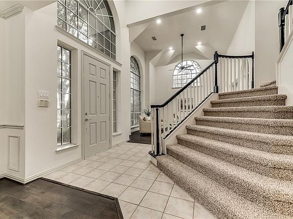 3rd image of 520 Quick Silver Dr