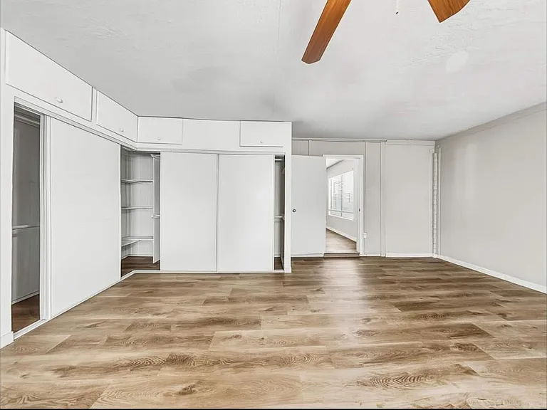 238 W Garfield Ave — Photo 4