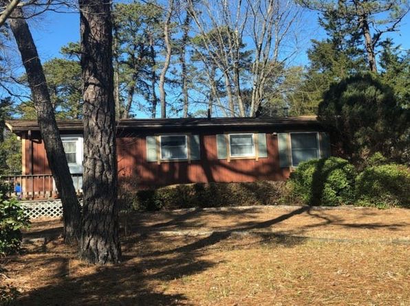 5919 Cedarcroft Dr, Mays Landing, NJ 08330