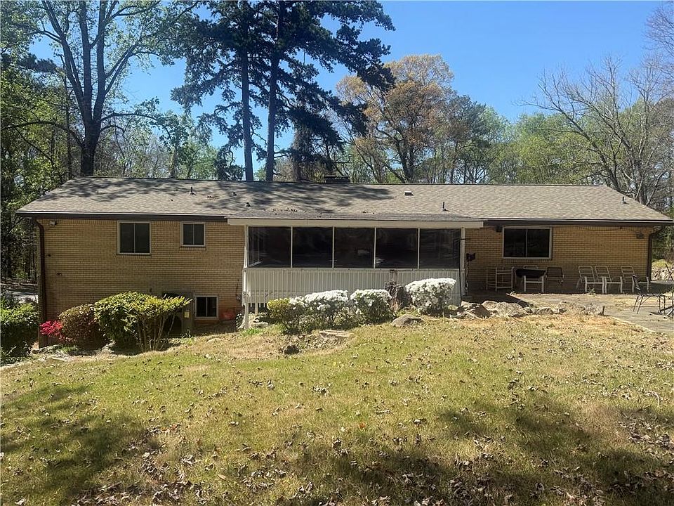2nd image of 3560 Ale Cir