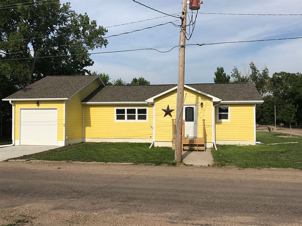 206 N Walnut St, Plankinton, SD 57368 Zillow