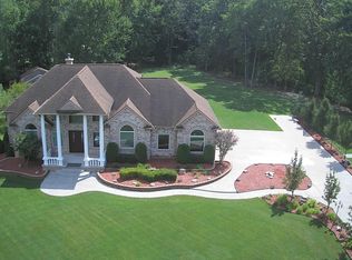 400 E Romeo Rd, Oakland, MI 48363