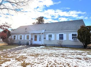 10-12 Hiramar Rd, Hyannis, MA 02601