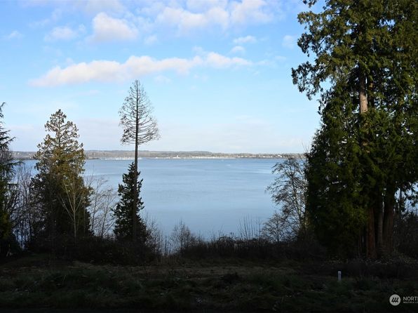 5448 Pine Siskin Rd, Blaine, WA 98230