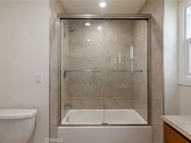 1418 Ellsmere Ave — Photo 17