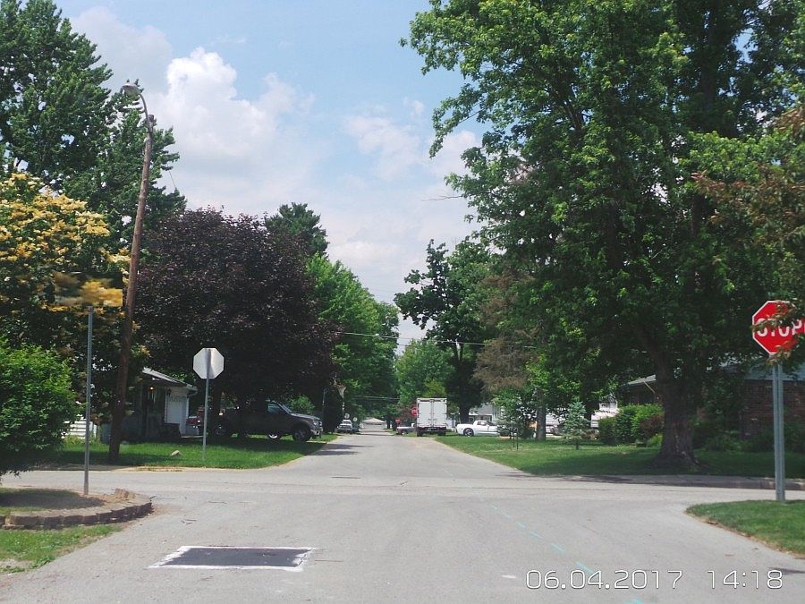 2nd image of 800 N 15th St