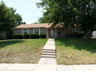 1225 Oakbluff Dr, Lancaster, TX 75146