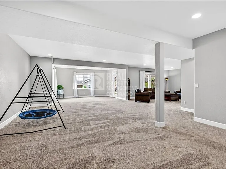 5176 Ditmars Trl — Photo 37