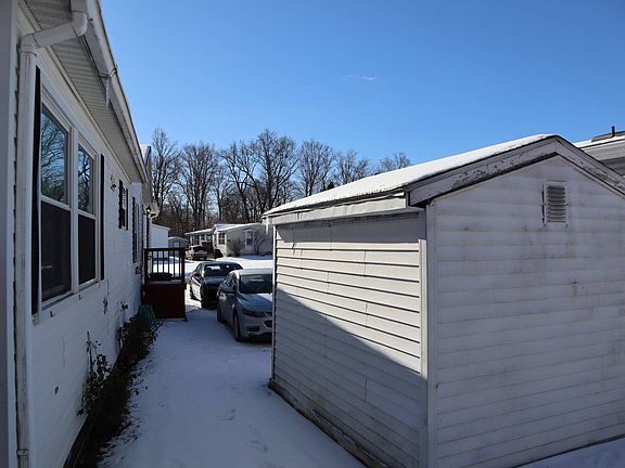 2nd image of 1016 Falstaff Cir #1016
