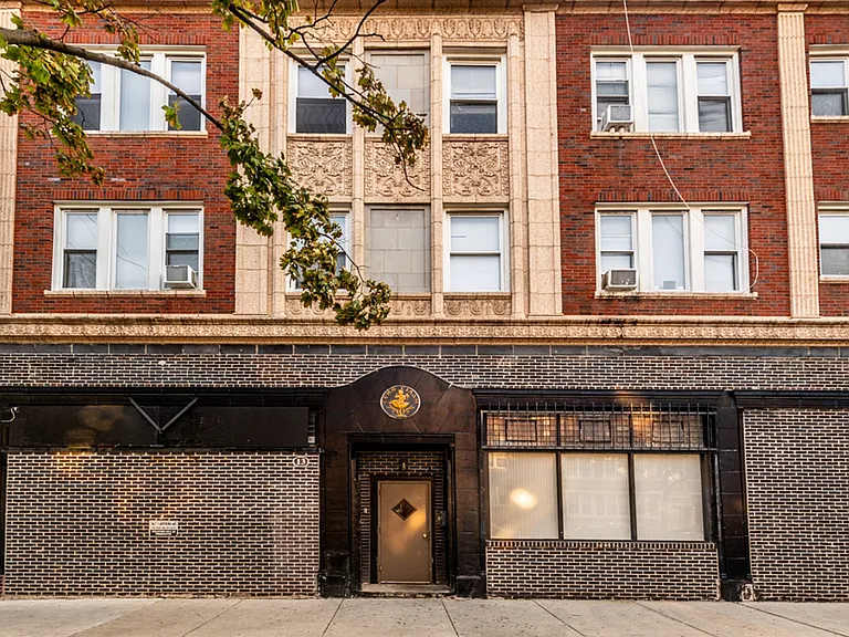 5836 W Madison — Photo 19