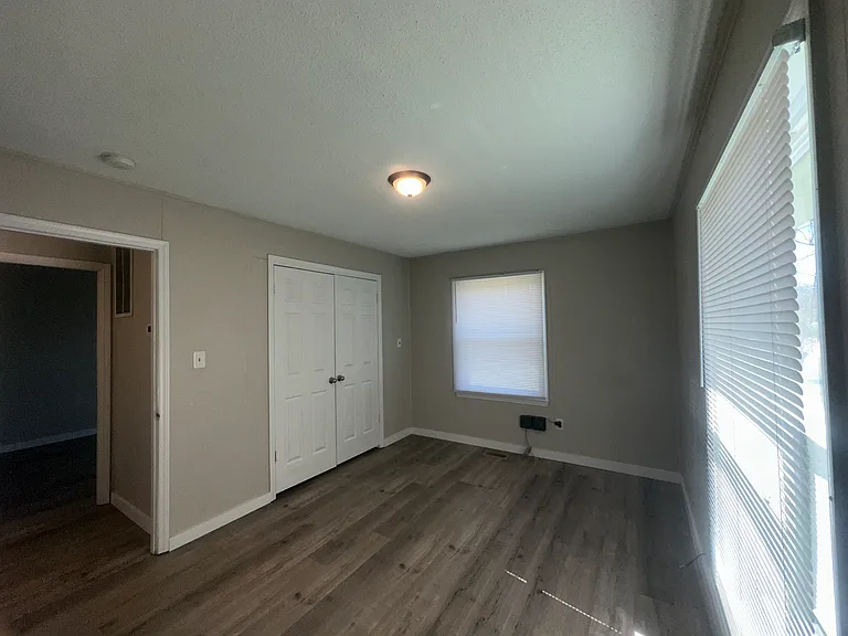 306 N Discovery St #D — Photo 11