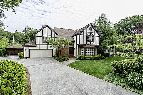 1st image of 2267 Summit Dr