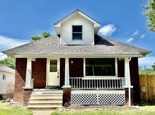 17 S 30th St, Belleville, IL 62226
