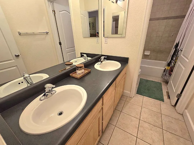 3801 S Dayton St — Photo 24