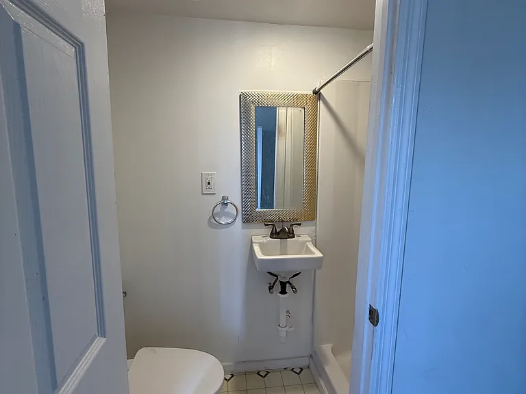 1806 N Nebraska Ave #5 — Photo 4