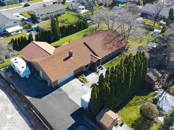 1450 Adair Dr, Richland, WA 99352