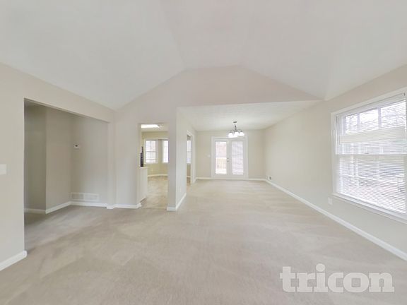 3rd image of 3746 Windy Hill Dr SE