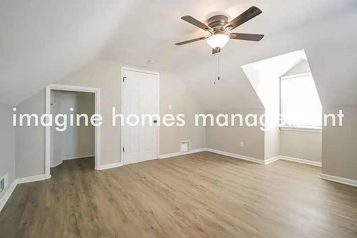 1131 Belrose Rd — Photo 8