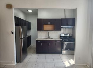 68-17 60th St, Ridgewood, NY 11385