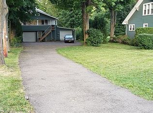 570 Hooper Rd, Endicott, NY 13760