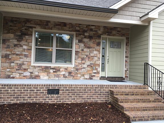 2nd image of 3173 Fulbright Rd NE