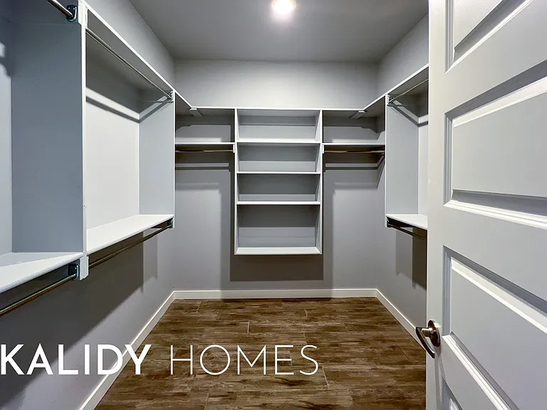 12624 E Hefner Rd — Photo 17