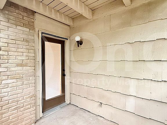 3rd image of 8210 Bent Tree Rd APT 147