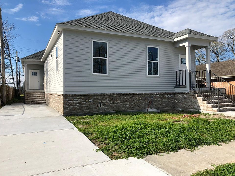 1st image of 3808 Laplace St