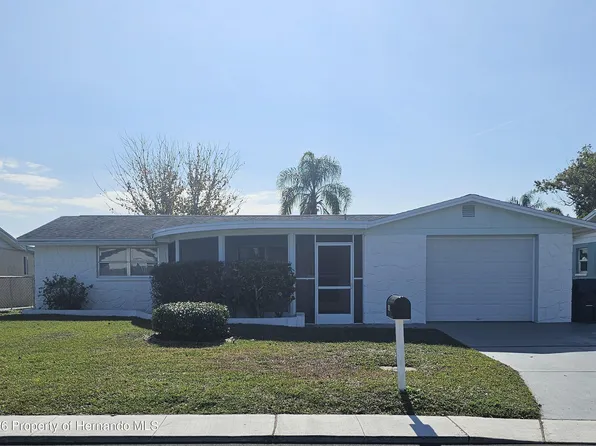 4204 Sunray Dr, Holiday, FL 34691