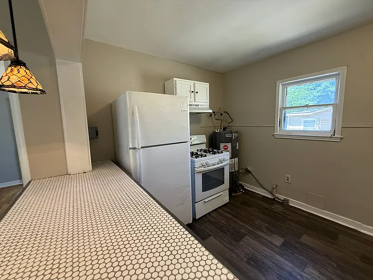 142 Vassar Ln #2 — Photo 11