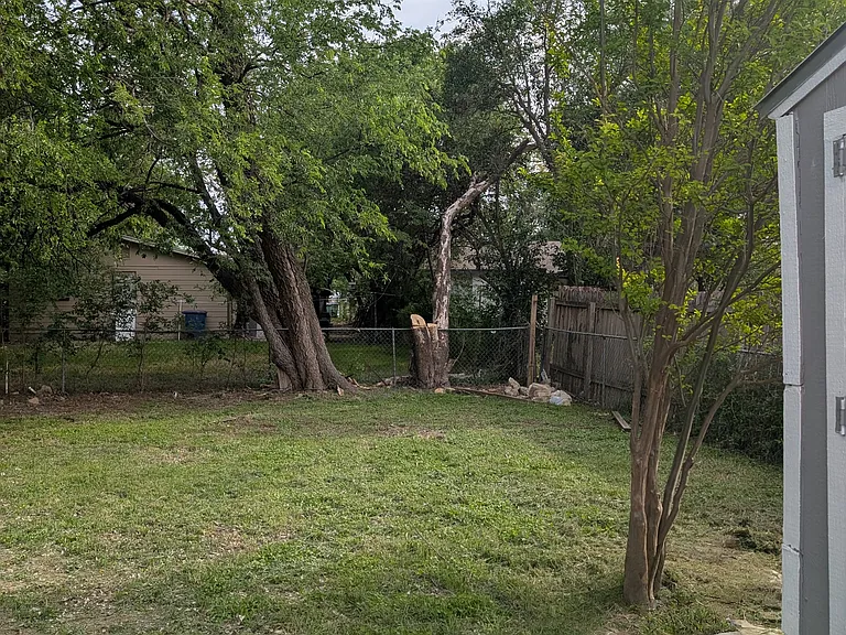 5802 Magnes Ln — Photo 21