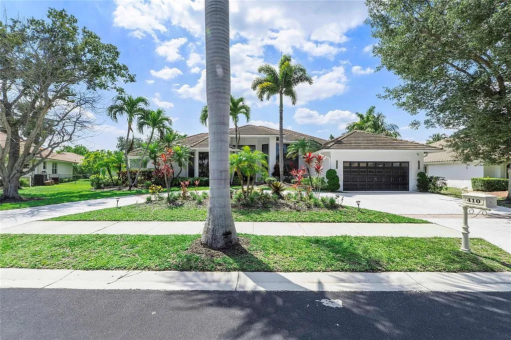 5 bed, 3970 sqft, $11,500 — Photo 4