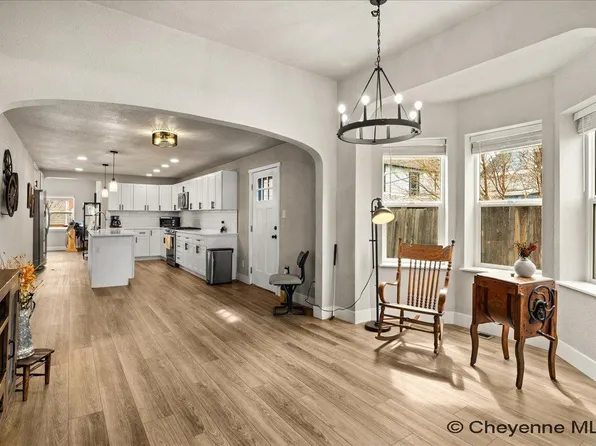 609 E 19th St, Cheyenne, WY 82001