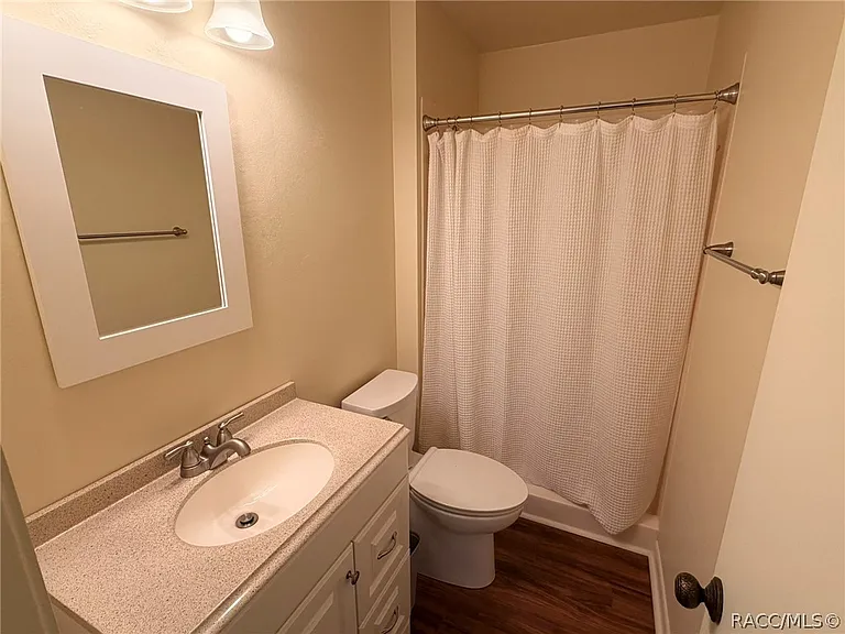 2400 Forest Dr #260 — Photo 15