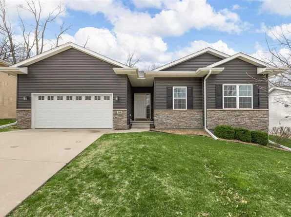 1140 Manitou Trl, Iowa City, IA 52245