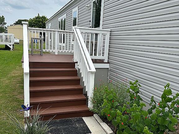 3rd image of 8104 Topanga Ln #312