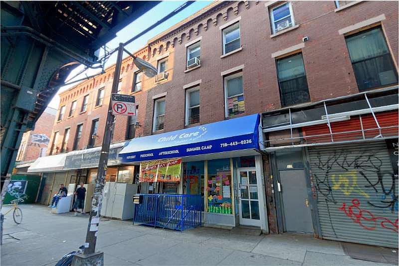 2nd image of 1125 Broadway