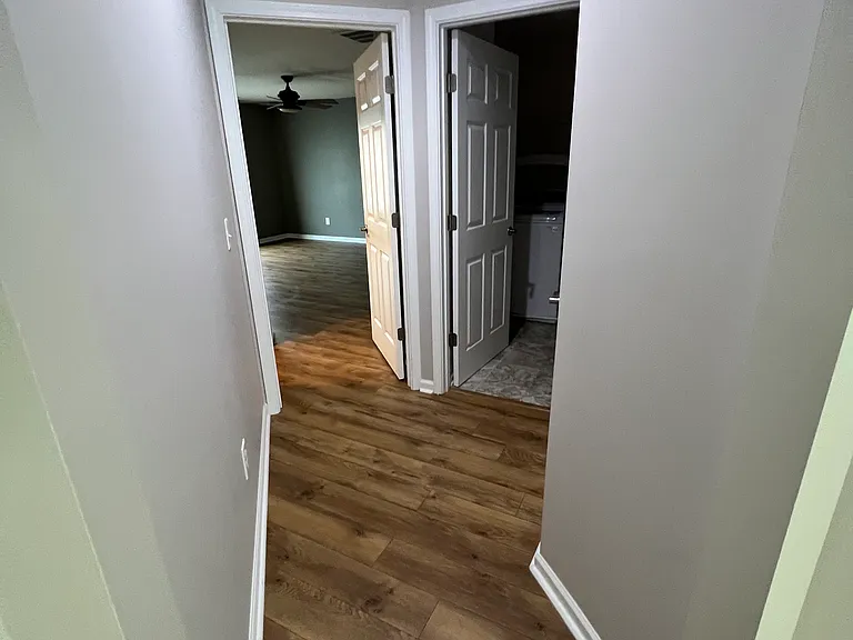 1051 Abberley Cir — Photo 10