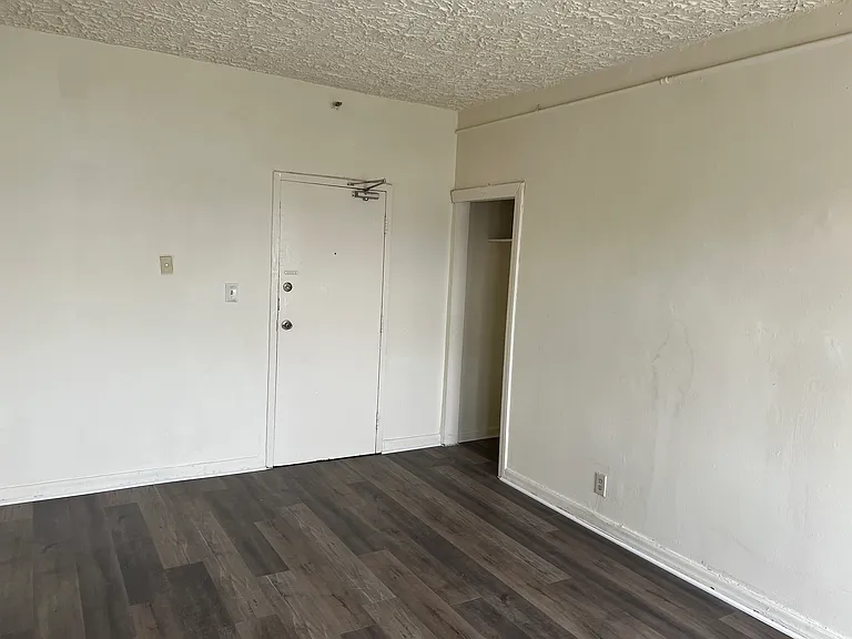 3918B Beverly Blvd #502 — Photo 6