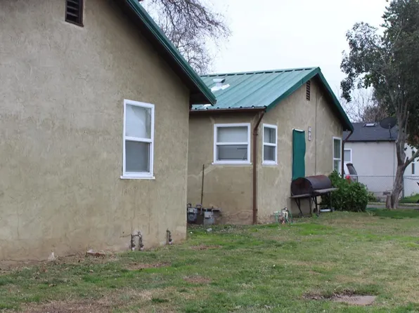 536 Searchlight Ave, Stockton, CA 95205