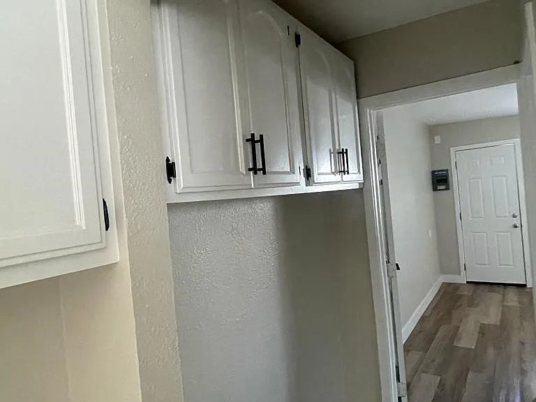 9702 Redfern Ave — Photo 14