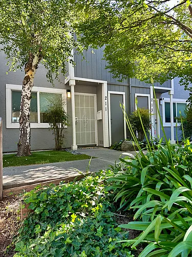 211 Arana Dr Photo 1 211 Arana Dr Photo 1