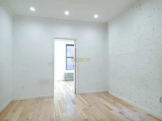 Rented by City Connections Realty | media 2