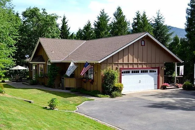 767 Jess Way photo 1