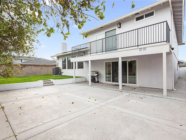 23316 Almarosa Ave — Photo 16