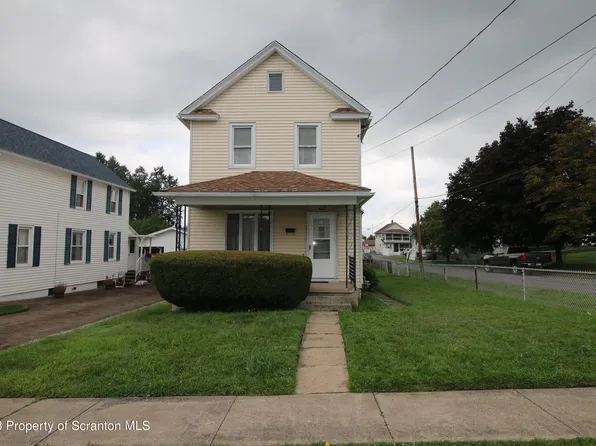627 Throop St, Dunmore, PA 18512